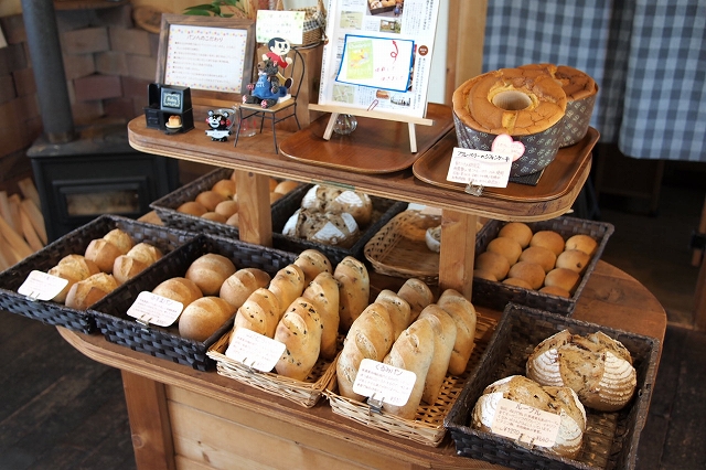 Cafe&Bakery　げんらく